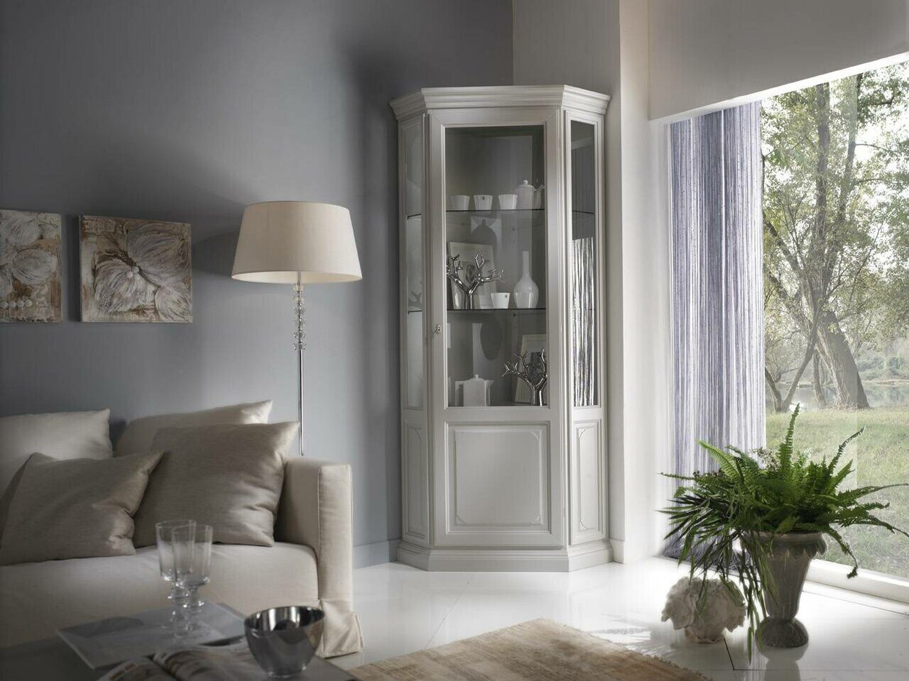 угловые витрины для гостиной в классическом стиле белого цвета